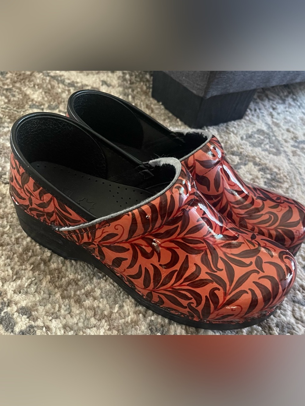 Dansko Copper Leaf patent leather clogs. 40